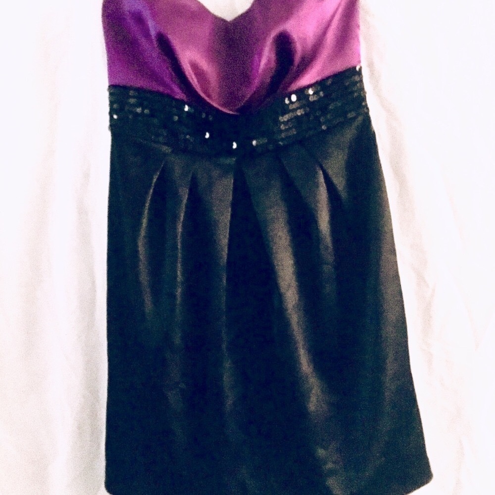 CHARLOTTE RUSSE Sleeveless Sequin